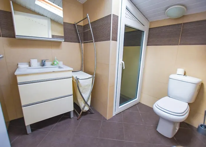 House Near Cr7 Museum Dom wakacyjny