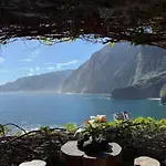A House Near Cr7 Museum Madeira Holiday home