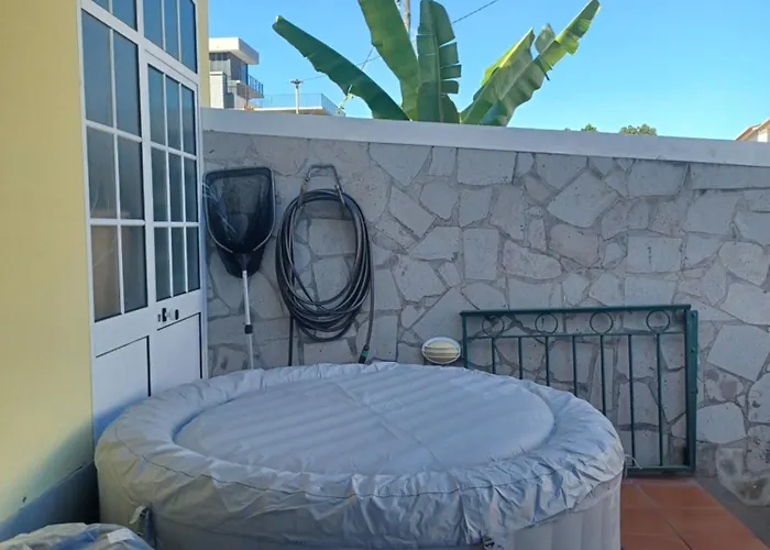 House Near Cr7 Museum فونشال