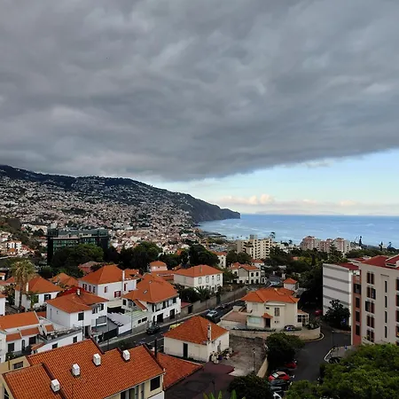 A House Near Cr7 Museum Madeira Σπίτι διακοπών *