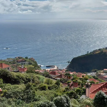 A House Near Cr7 Museum Madeira * Φουνκάλ