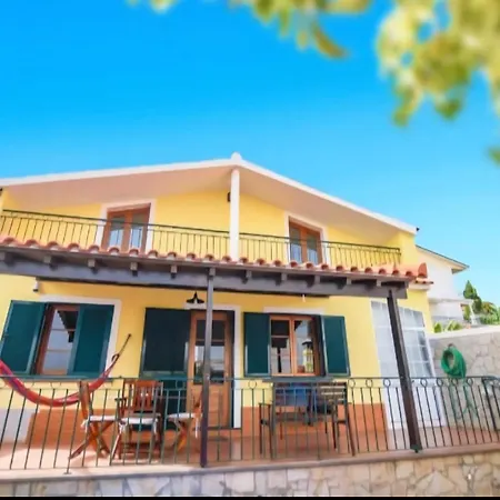 A House Near Cr7 Museum Madeira Vakantiehuis Funchal (Madeira)