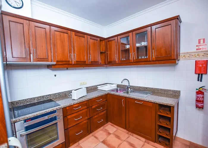 בית נופש House Near Cr7 Museum *