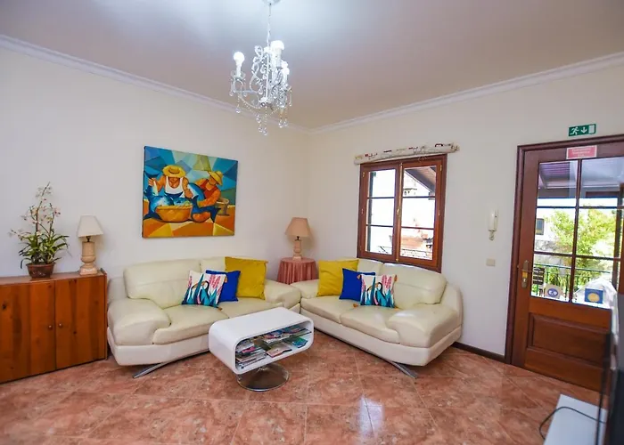 House Near Cr7 Museum Funchal (Madeira)