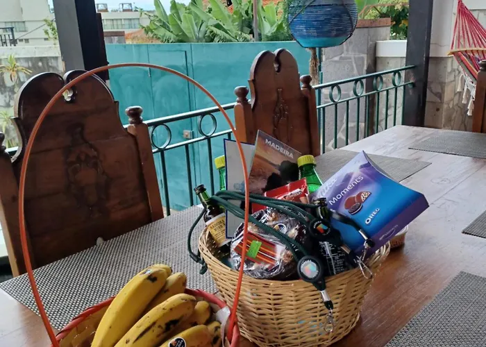 House Near Cr7 Museum * פונשל