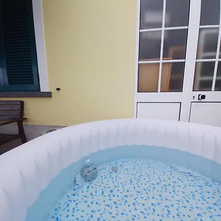 House Near Cr7 Museum * فونشال